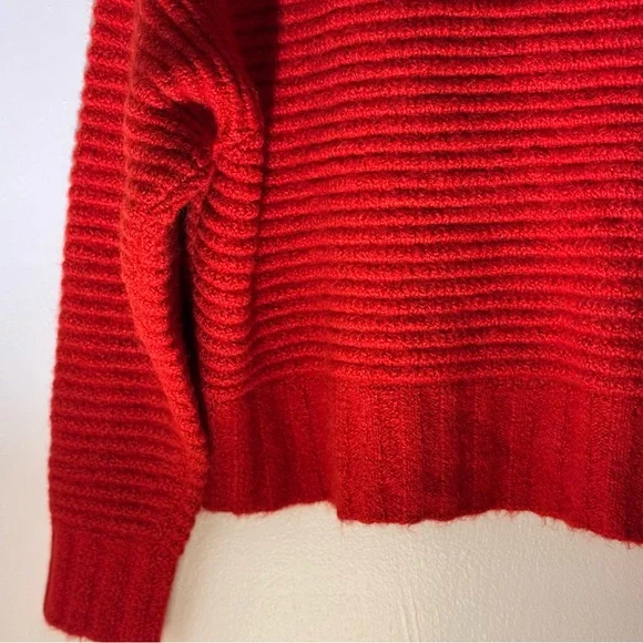 Pistola Adina Pullover Evereve Rouge
Size Large - Picture 8 of 11